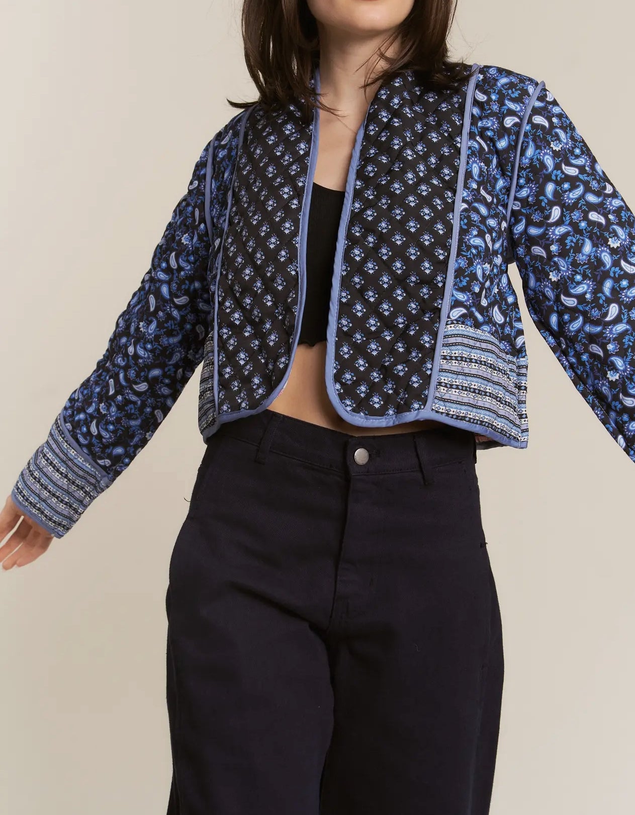 BLU PAISLEY REVERSIBLE QUILTED JACKET – MintyGrape Boutique