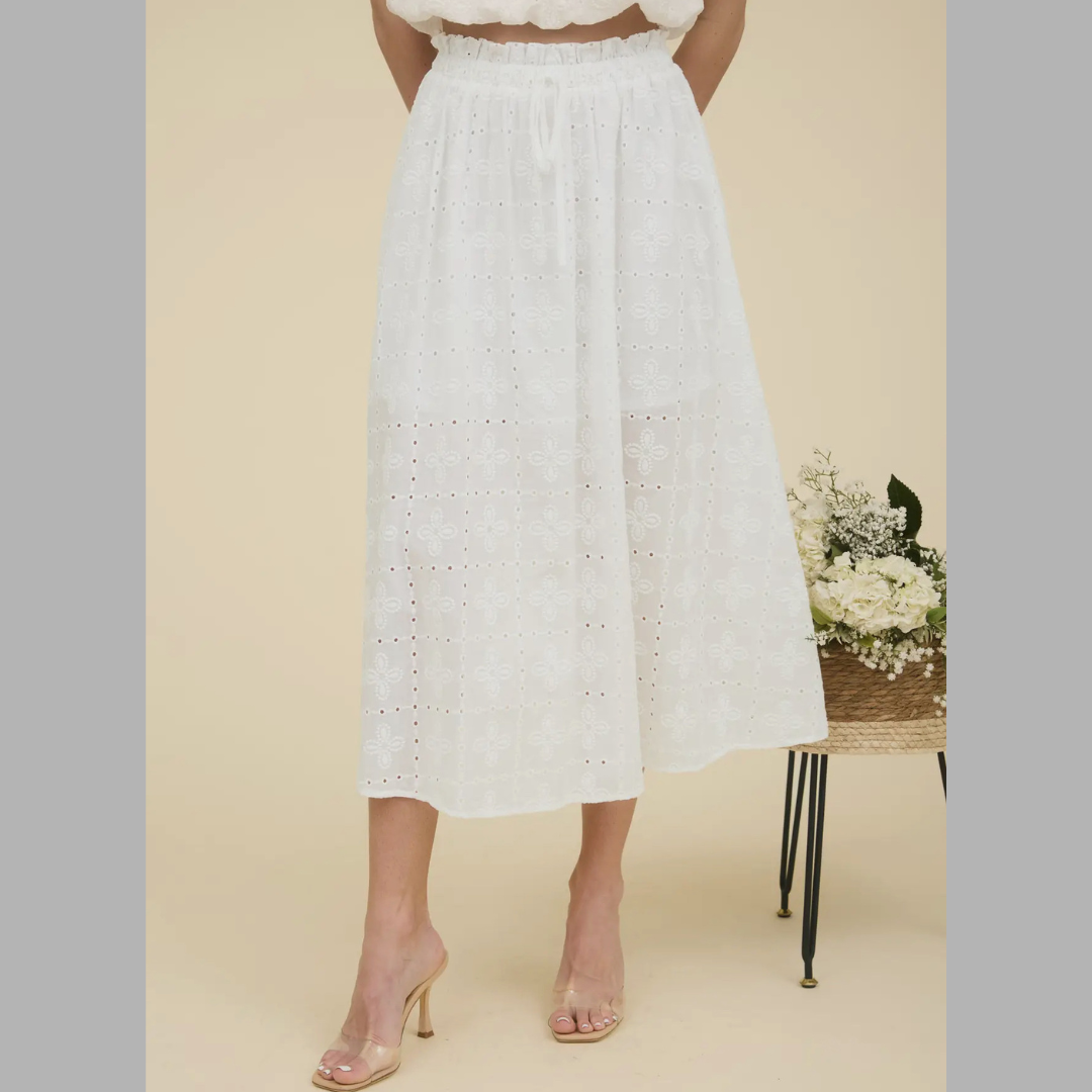 RESTOCKED White Eyelet Sleeveless Top & Shirts Set