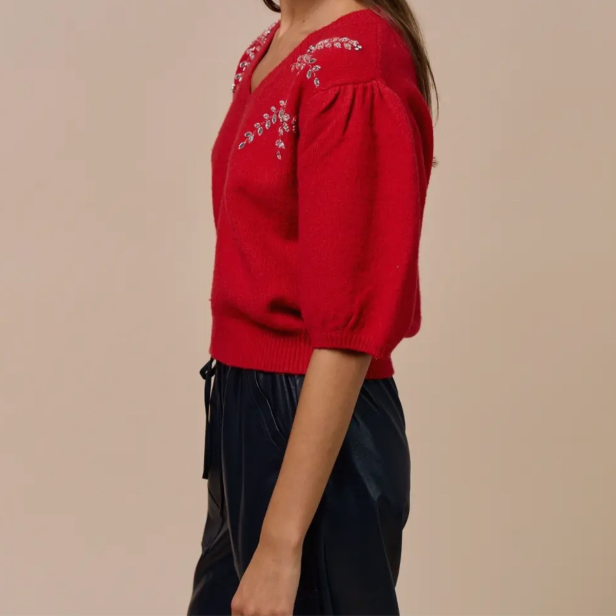 Crystal Peplum Sleeve Embroidered Leaves Sweater