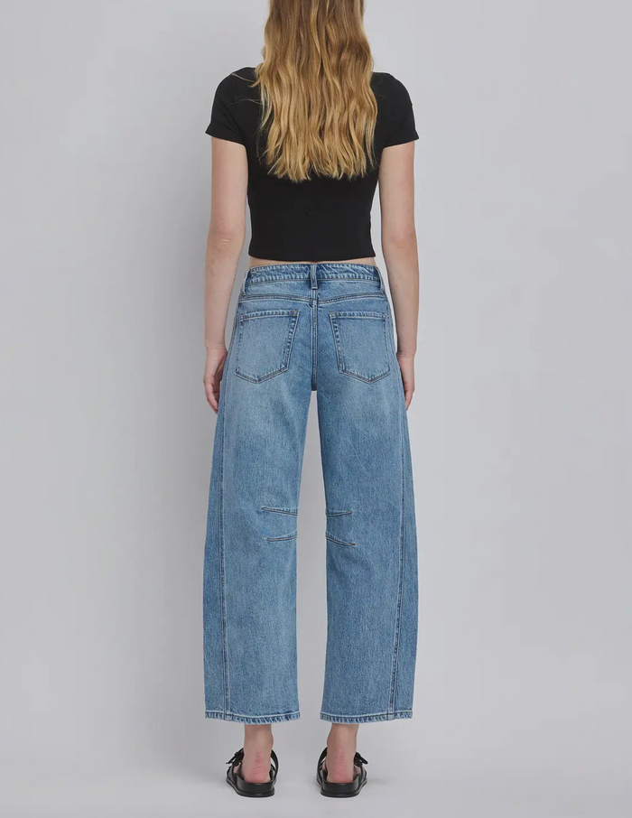 Harlow Mid Rise Barrel Jeans